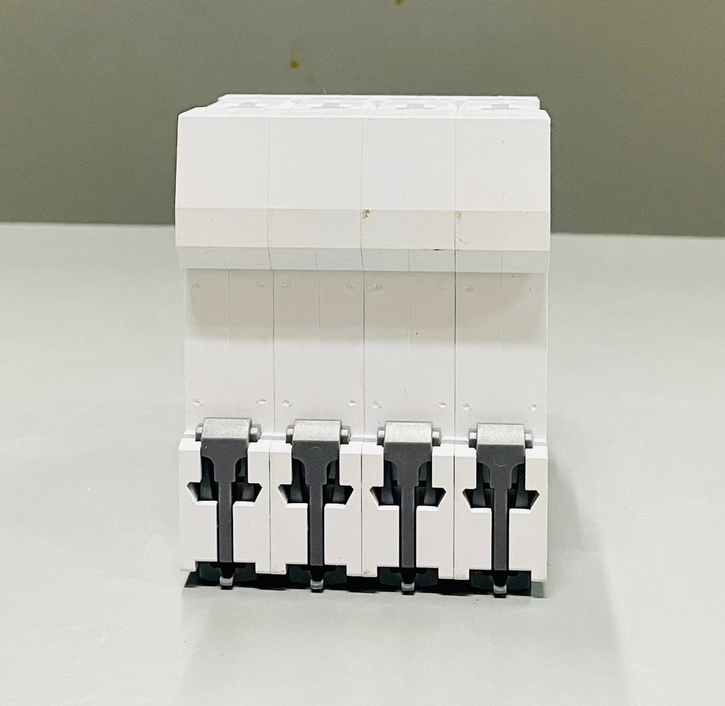 AORUS MCB BREAKER 4P 32A – Pak Friends Enterprises
